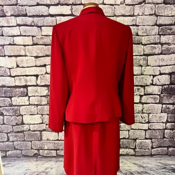 Le Suit Red Jacket & Matching Skirt Size 14 - Picture 7 of 10